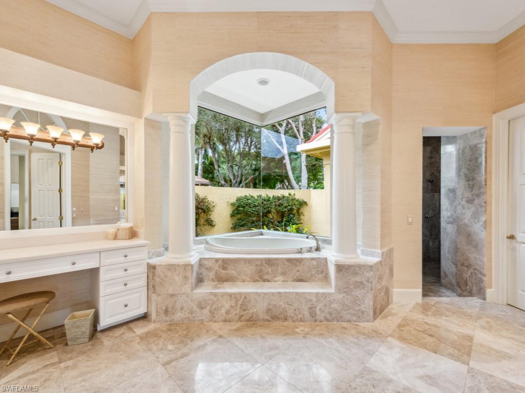 ROOKERY LAKE - Residential