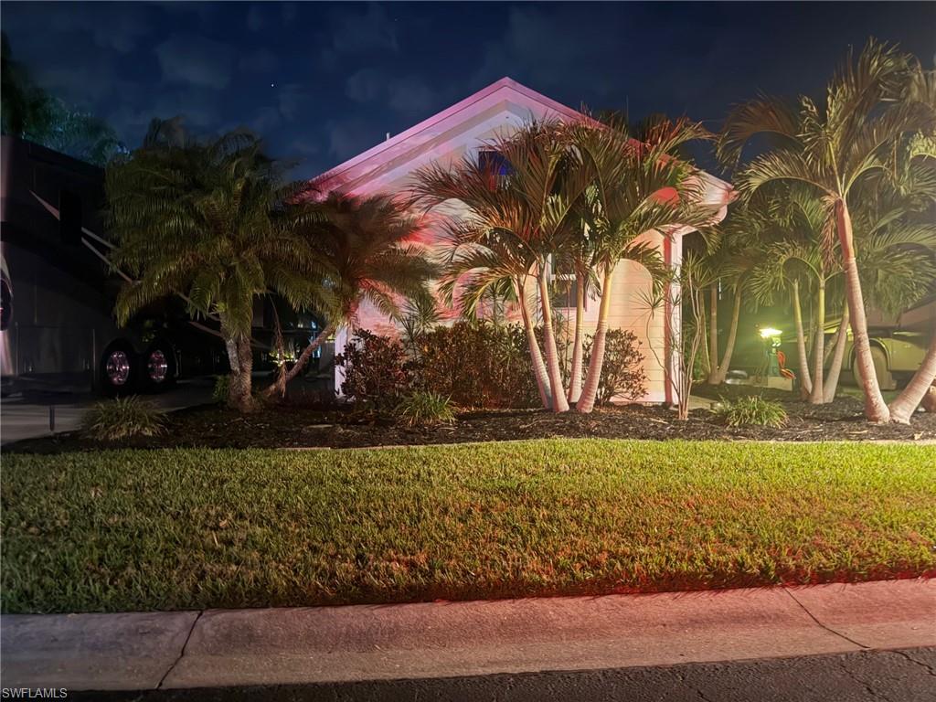 RIVERBEND MOTORCOACH RESORT - Land