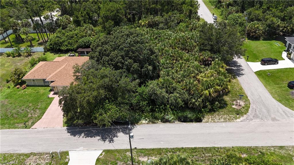 LEHIGH ACRES - Land