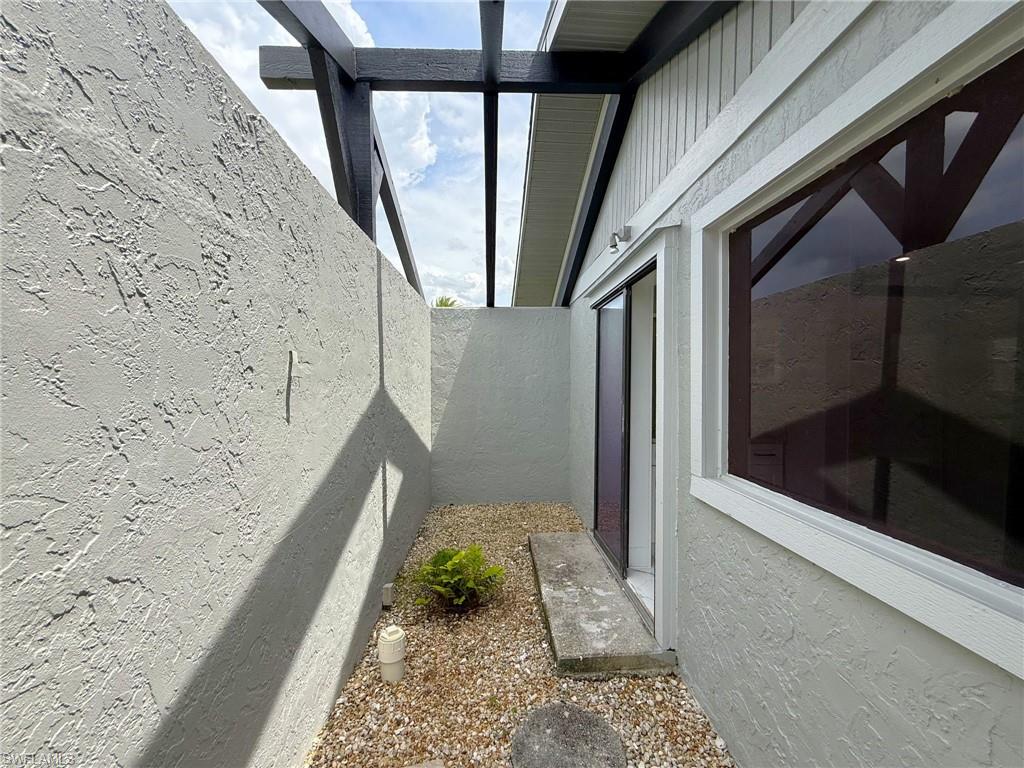 KINGS BAY ESTATES - Residential