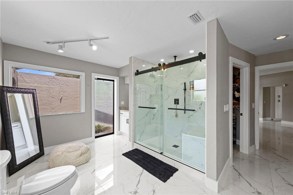KINGS BAY ESTATES - Residential