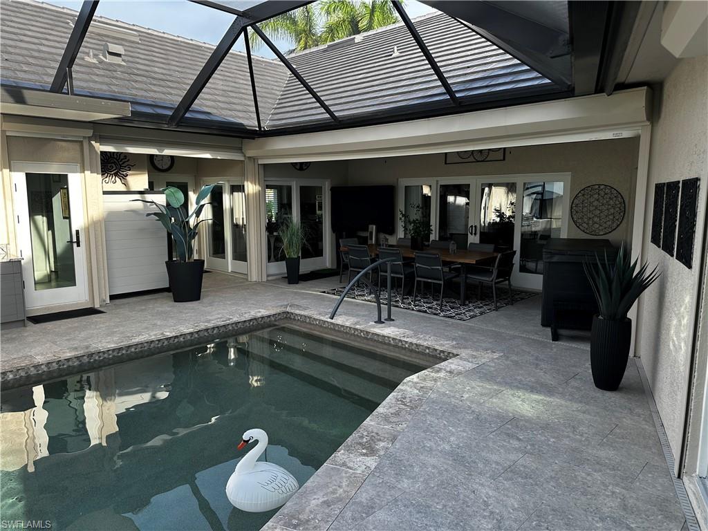 PORT OF THE ISLANDS - Residential