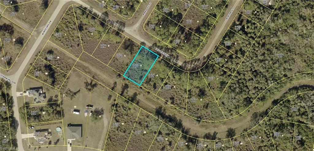 LEHIGH ACRES - Land