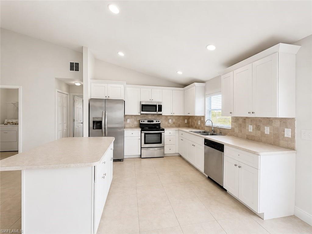 LEHIGH ESTATES - Residential Lease