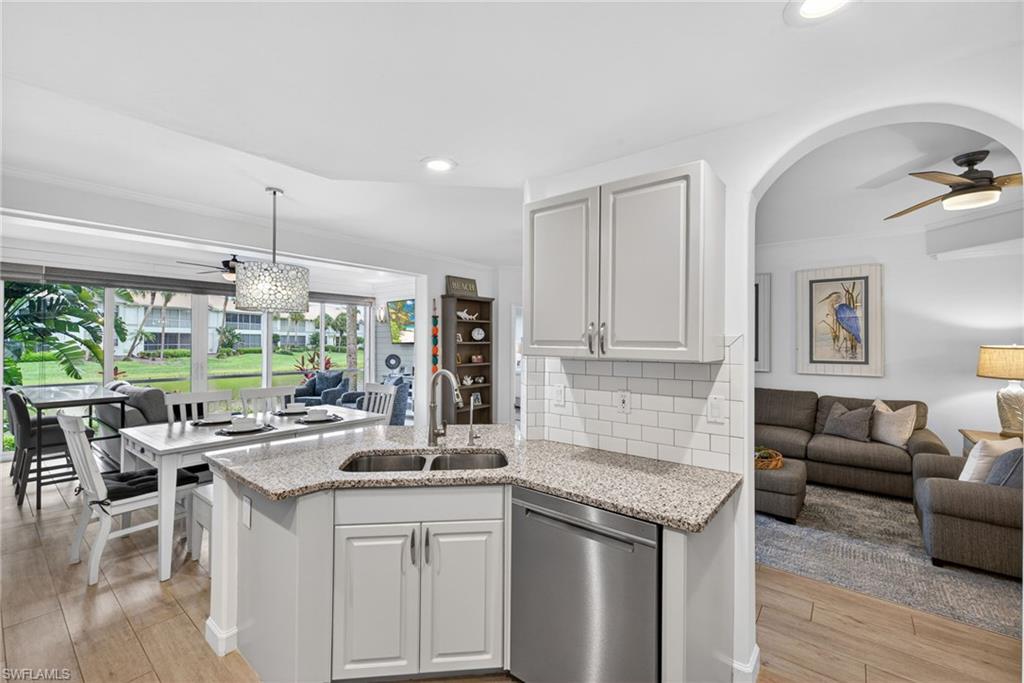 HARBOR LANDING - Residential