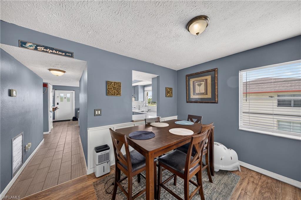 SUNWARD CONDO - Residential