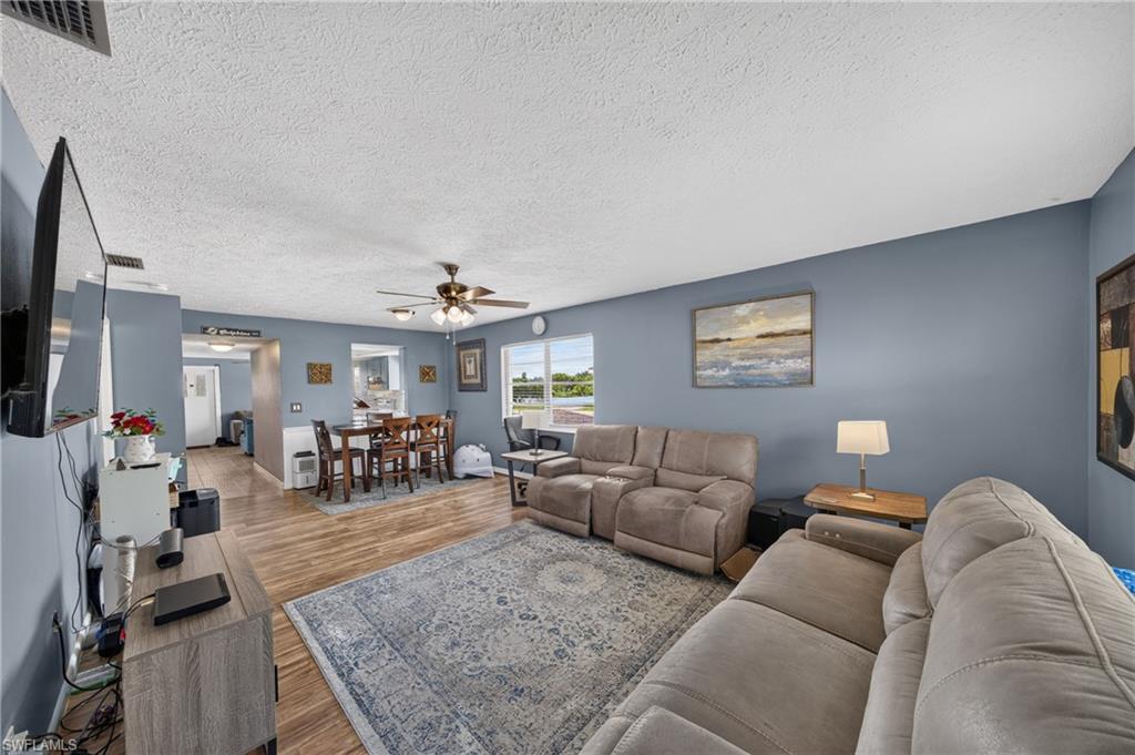 SUNWARD CONDO - Residential