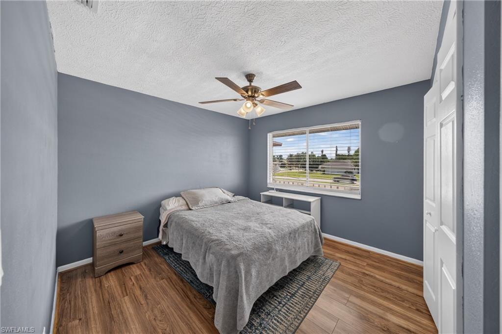 SUNWARD CONDO - Residential