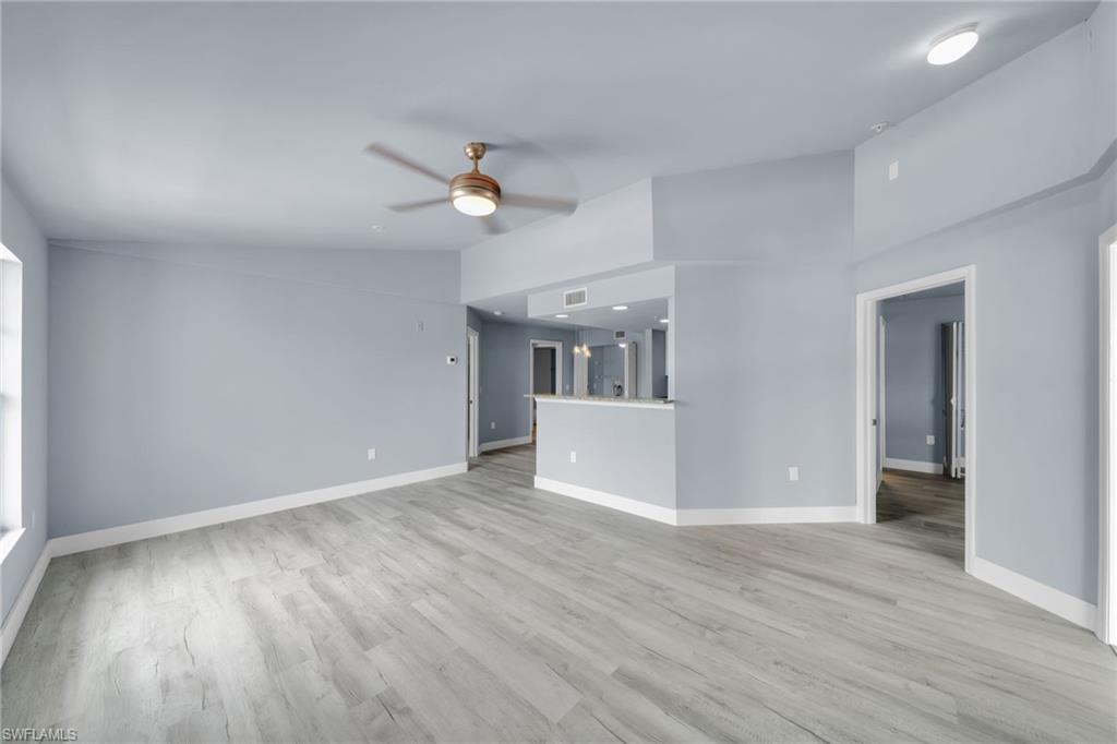 FOUR MILE COVE - Residential