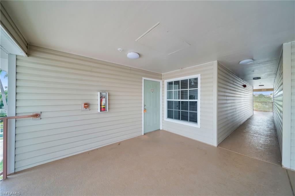 FOUR MILE COVE - Residential