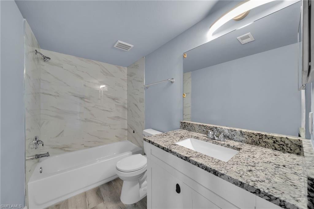 FOUR MILE COVE - Residential