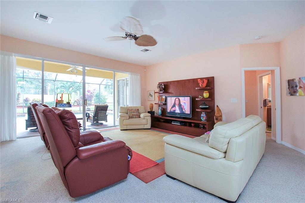 COLONIAL POINTE - Residential