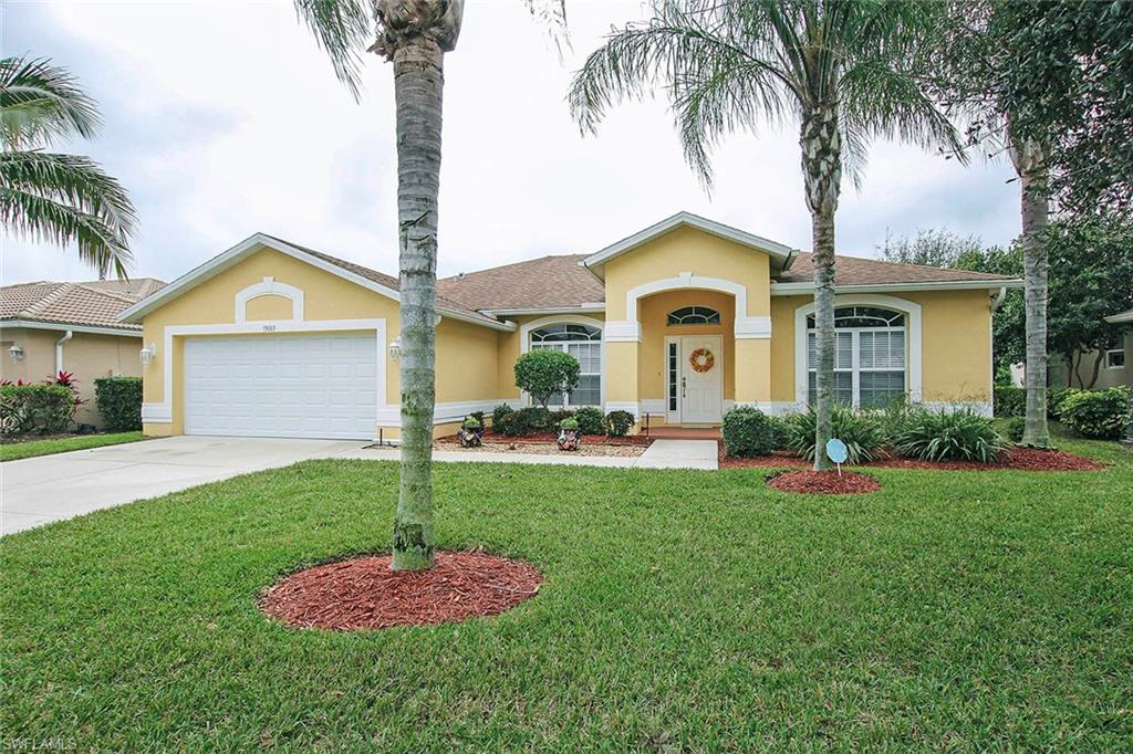 COLONIAL POINTE - Residential