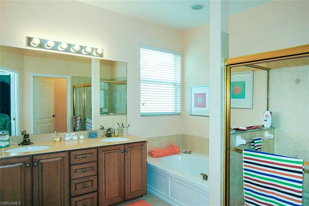 COLONIAL POINTE - Residential