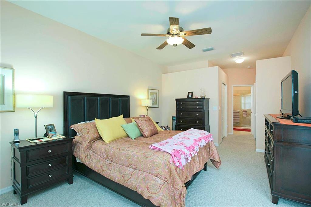 COLONIAL POINTE - Residential