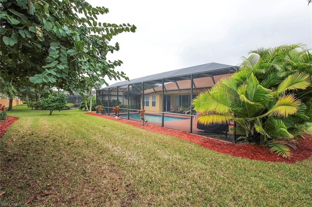COLONIAL POINTE - Residential