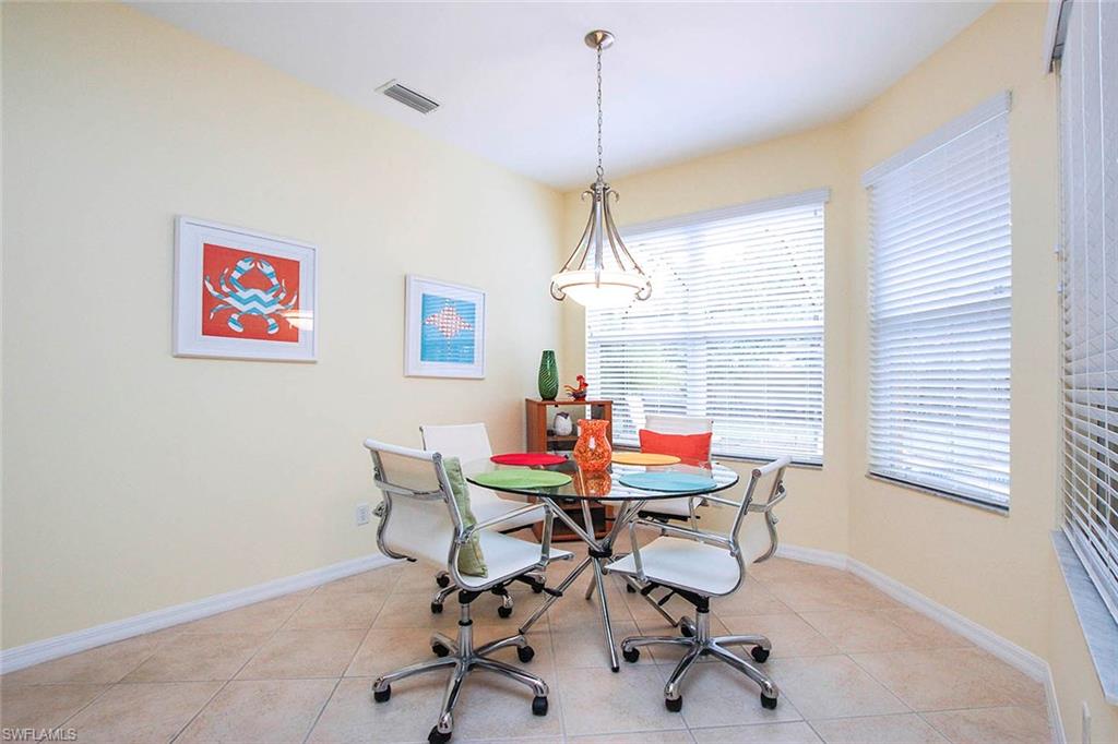 COLONIAL POINTE - Residential