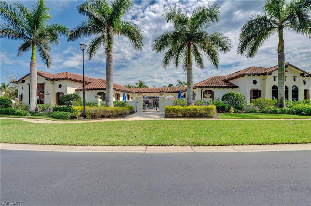 GARDEN HOMES AT LIVINGSTON LAKES - Residential