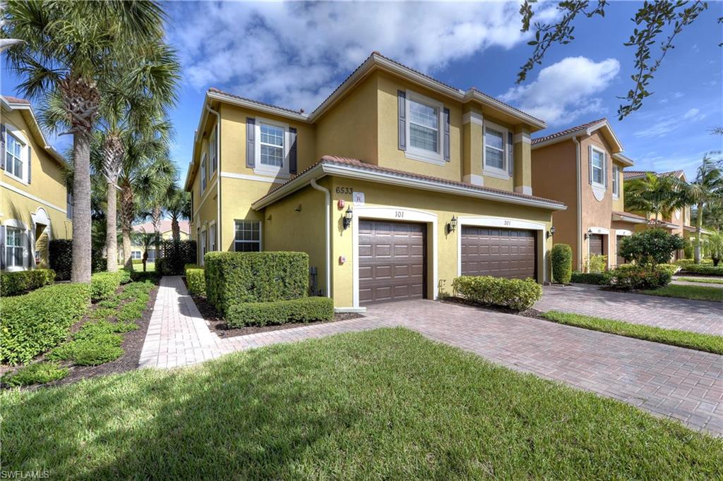 MARBELLA LAKES - Residential