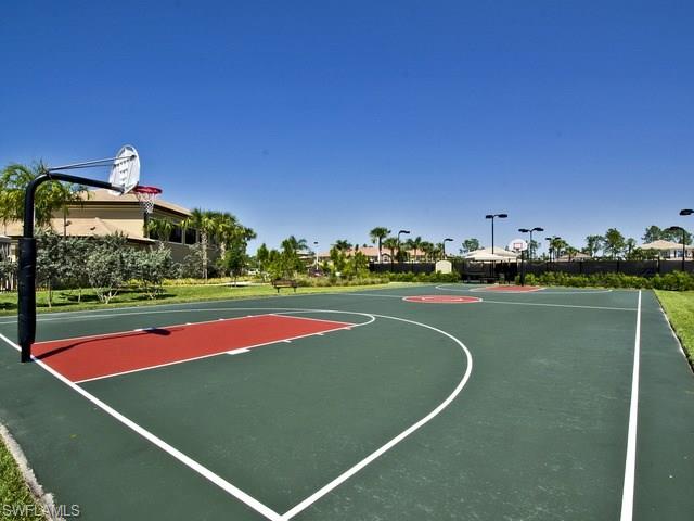 MARBELLA LAKES - Residential