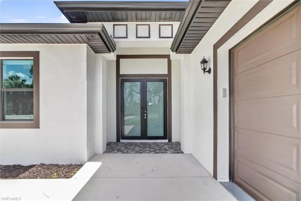 GOLDEN GATE ESTATES - Residential