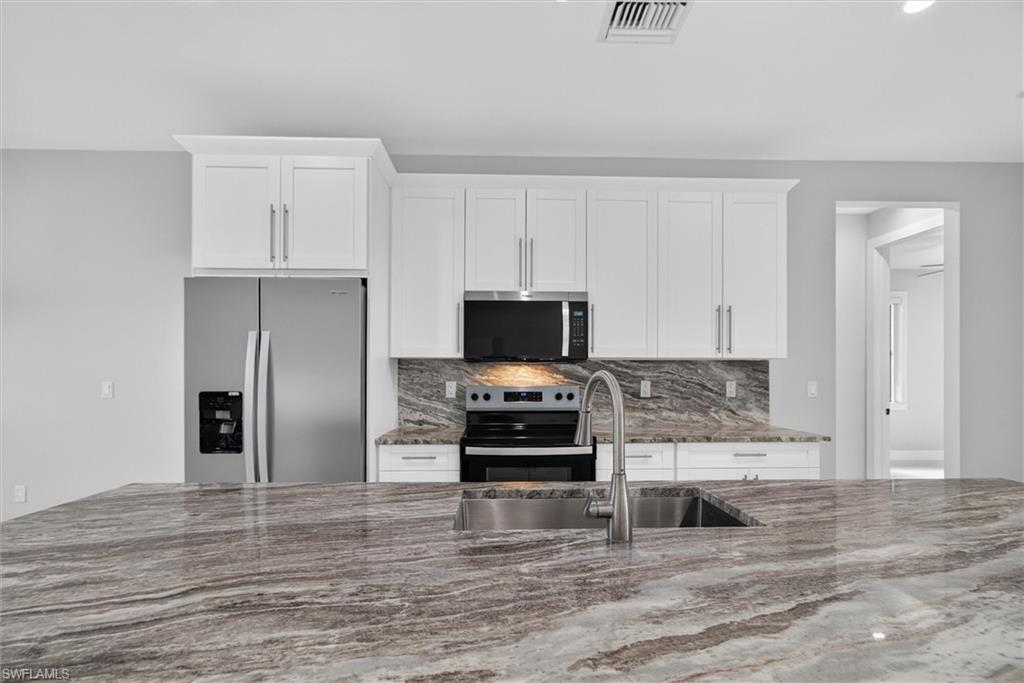 GOLDEN GATE ESTATES - Residential