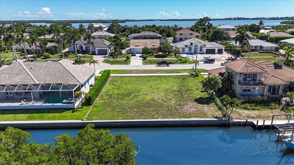 MARCO ISLAND - Land