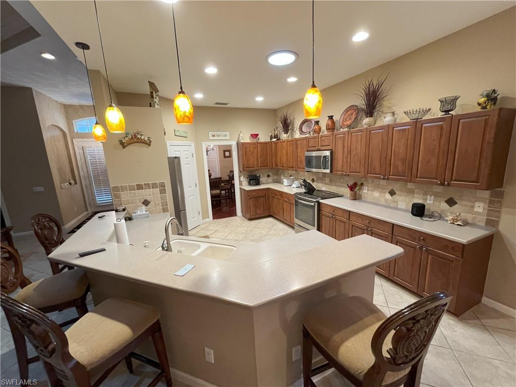 EMORY OAKS - Residential Lease