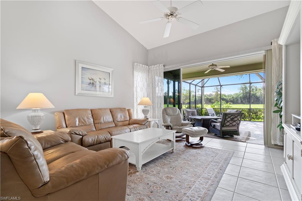 VILLAS - Residential Lease