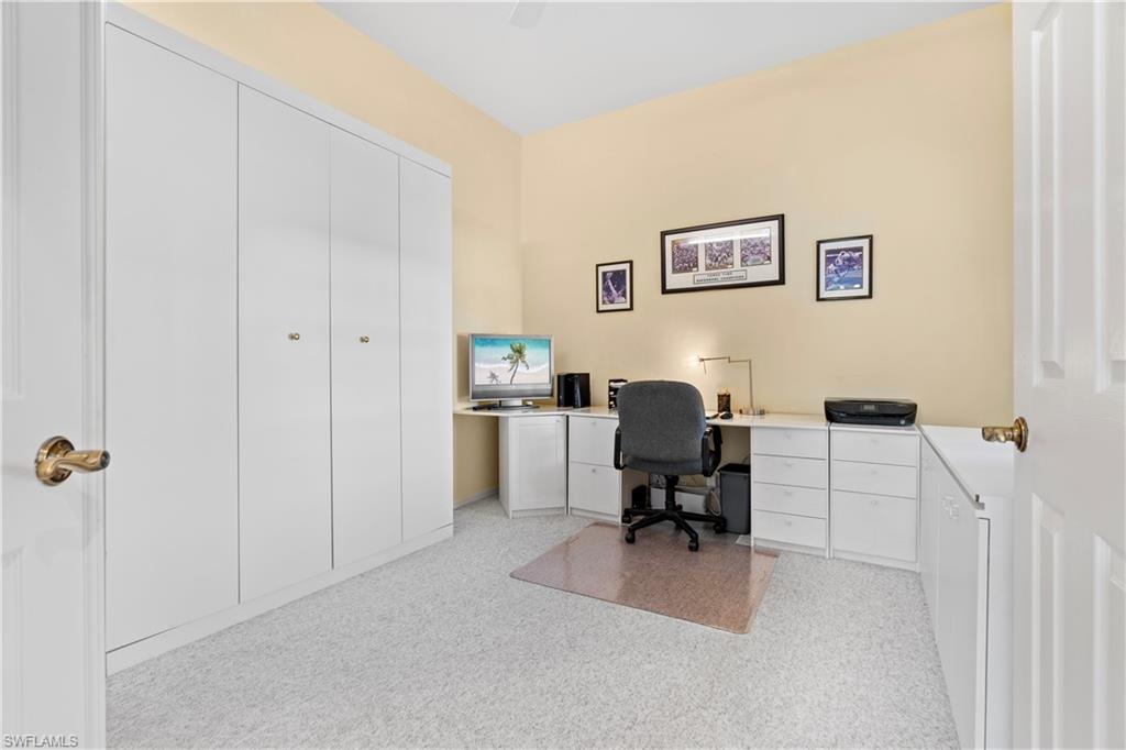 VILLAS - Residential Lease