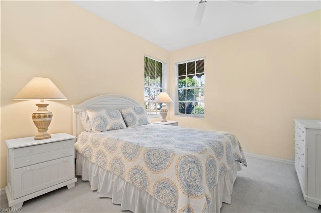 VILLAS - Residential Lease