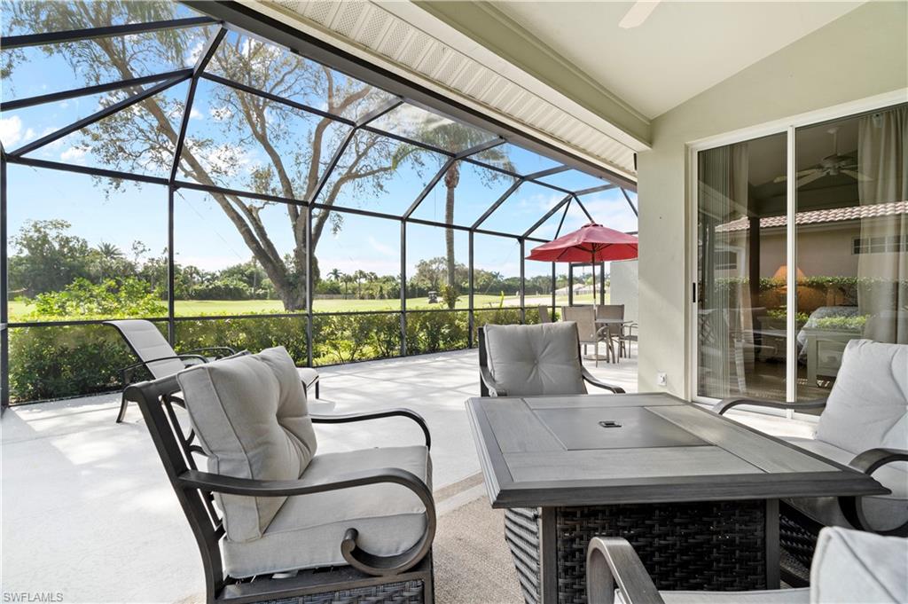 VILLAS - Residential Lease