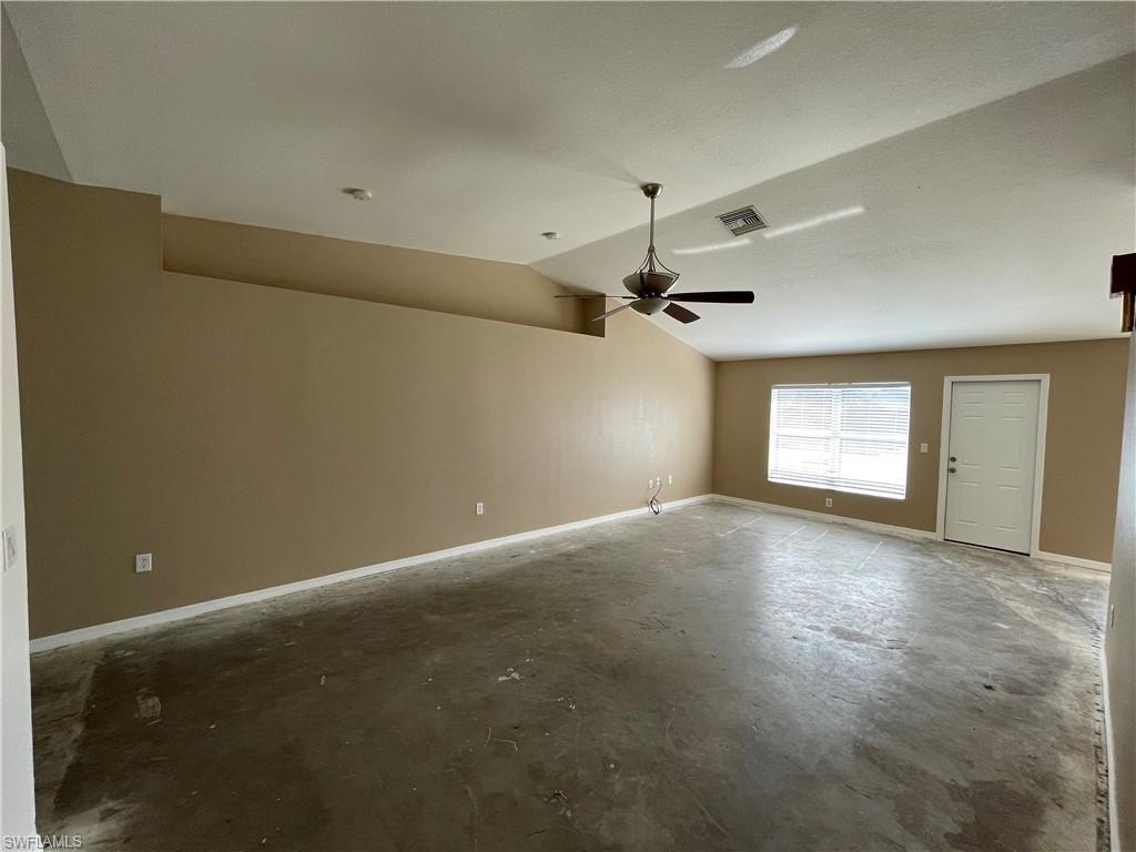 CAPE CORAL - Residential