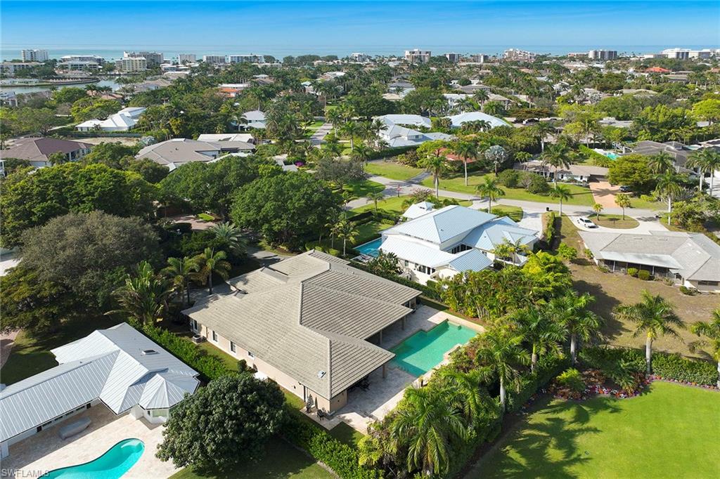 MOORINGS - Residential