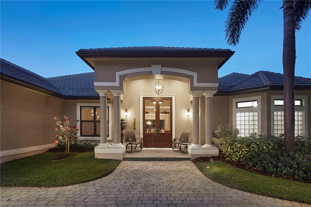 MOORINGS - Residential