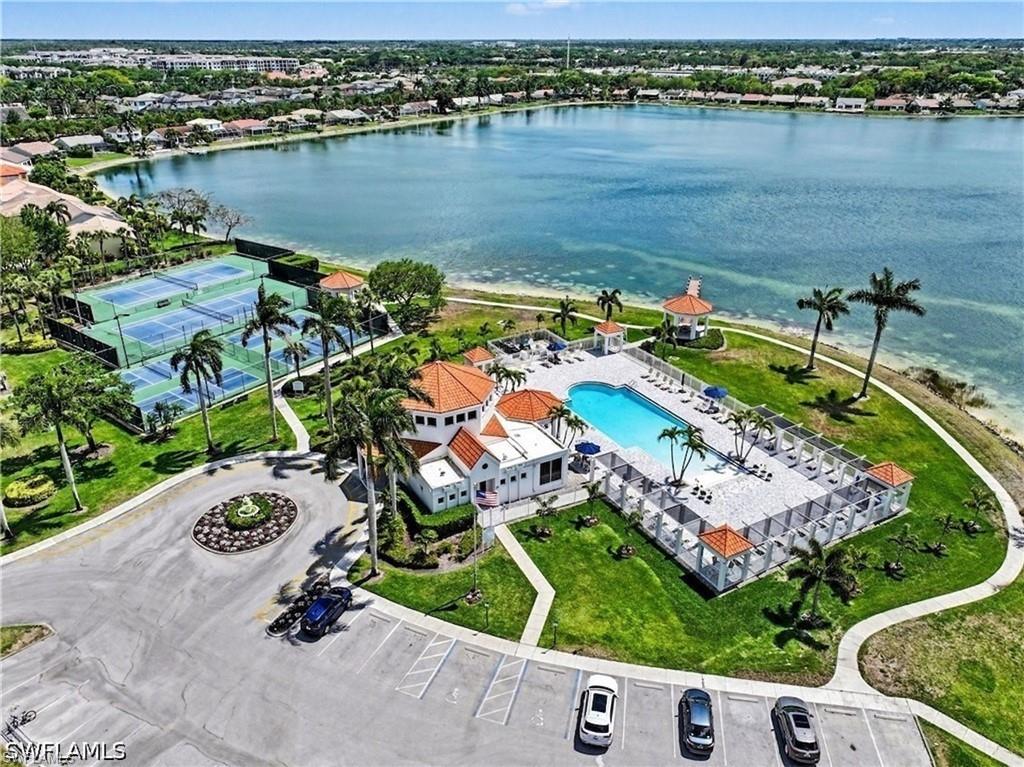 VILLAGES AT EMERALD LAKES - Residential Lease
