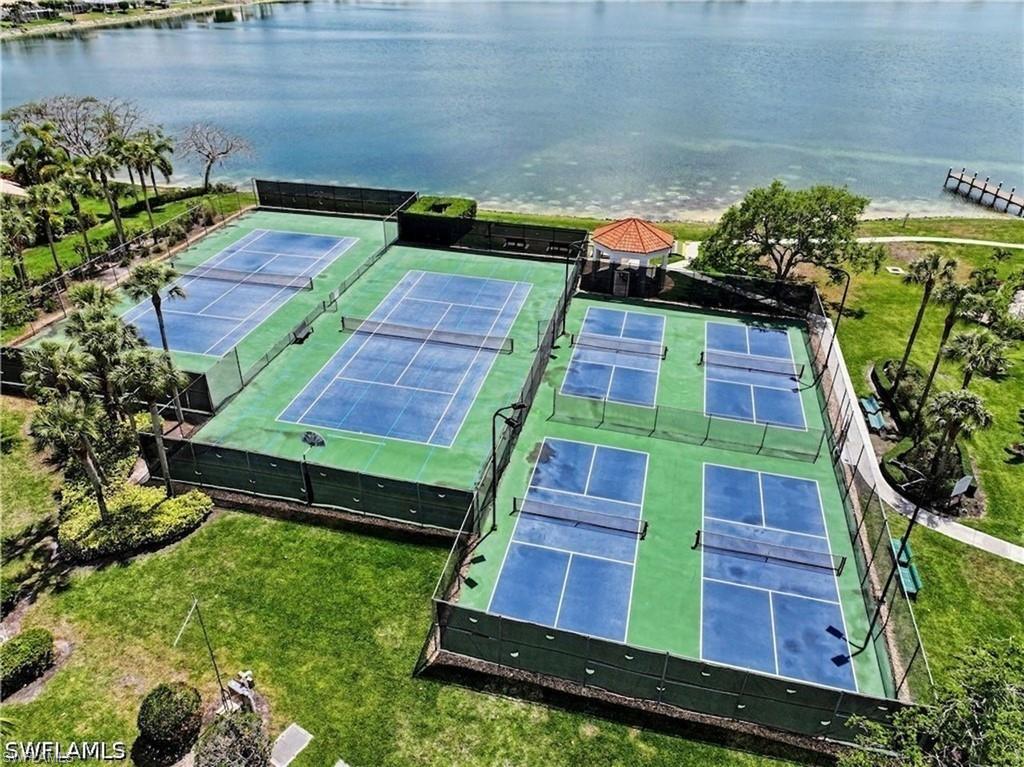VILLAGES AT EMERALD LAKES - Residential Lease