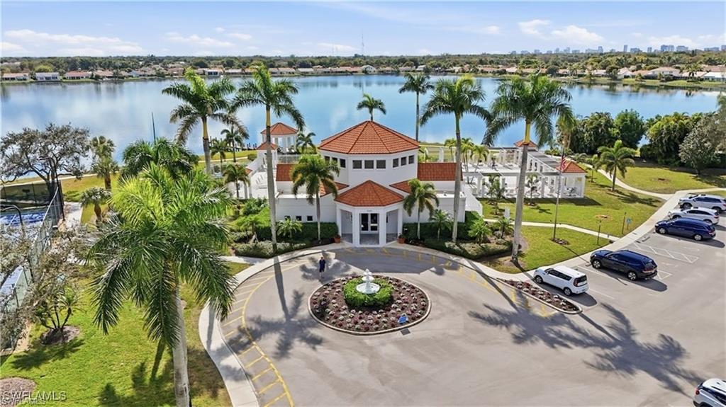 VILLAGES AT EMERALD LAKES - Residential Lease
