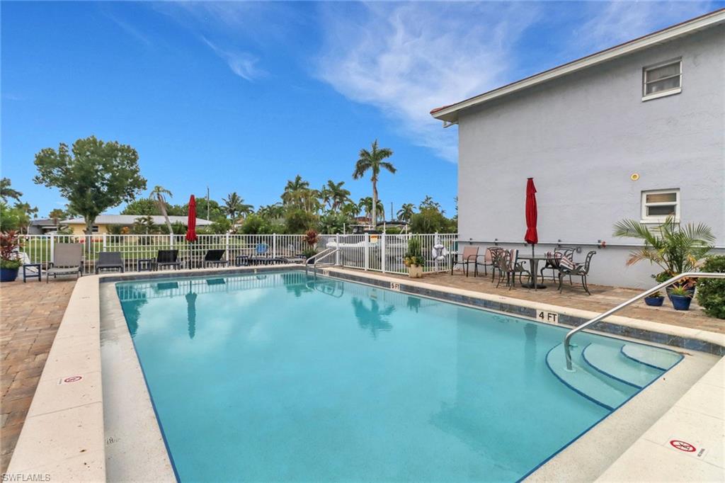 CORAL HARBOR CONDO - Residential