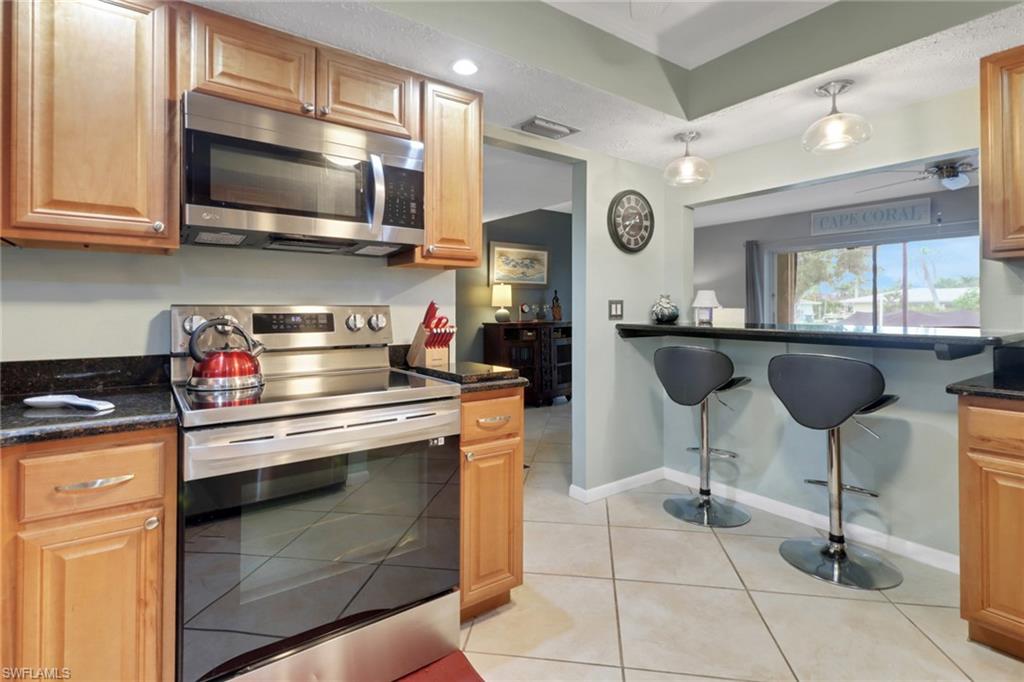CORAL HARBOR CONDO - Residential
