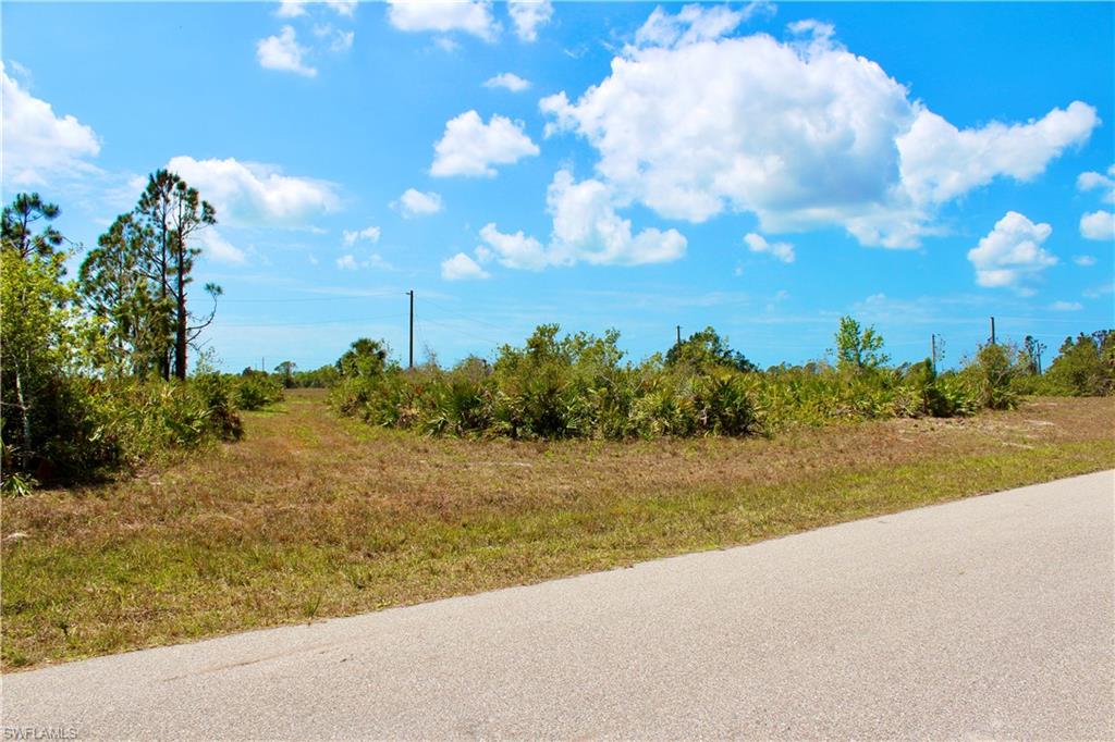 **PRICE REDUCED!! Welcome to 7 Wake Court in Placida, Florida – a sensational vacant lot located in the desirable Deed Restricted Community of Rotonda Sands. Build your oasis pool home on this southern rear exposure cul-de-sac lot--where your new pool gets sun all day all year!! This location is just minutes away from the sands & surf of our Gulf of America Beaches, the many challenging area Championship golf courses, shopping and area vibrant bars & restaurants. Don't miss your chance to own a piece of Paradise – come and see this exceptional lot today and start planning your Dream Home here in gorgeous Placida, Florida.