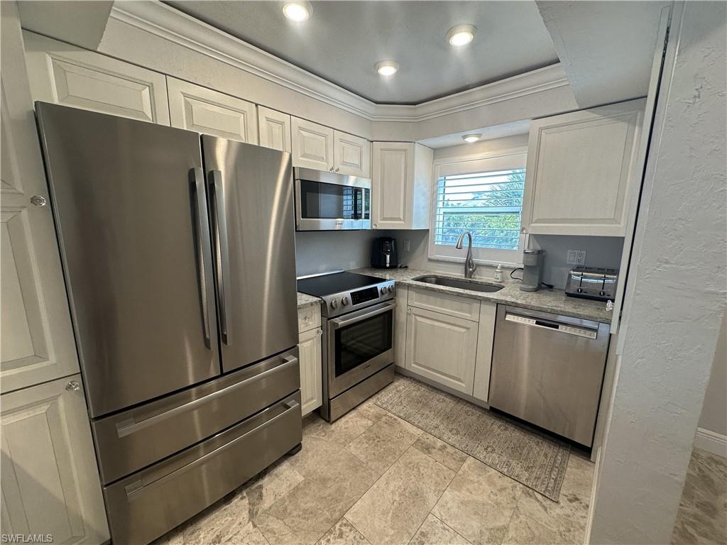 ESTERO COVE CONDO - Residential