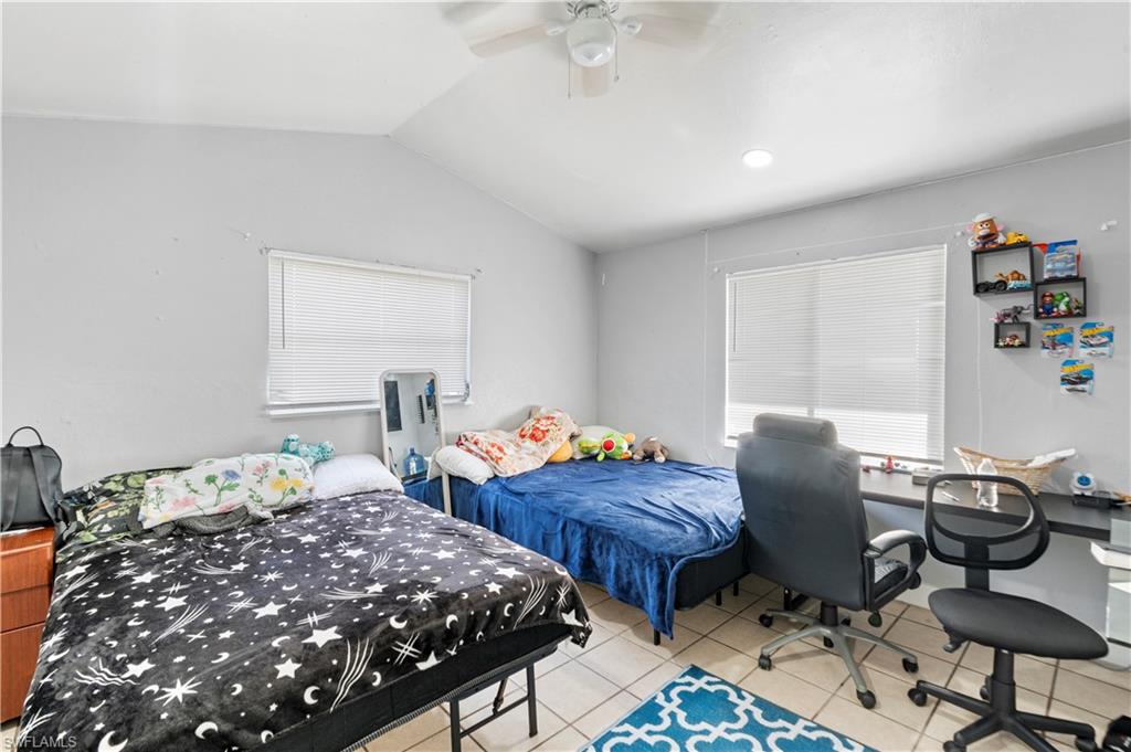 PINE MANOR - Residential Income
