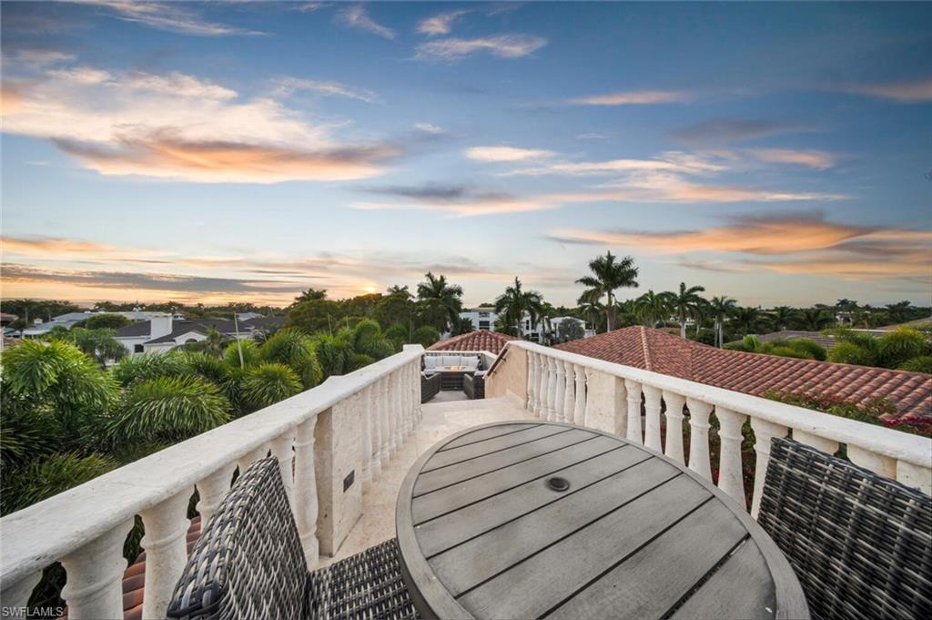 AQUALANE SHORES - Residential