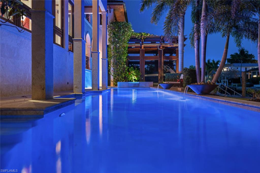 AQUALANE SHORES - Residential
