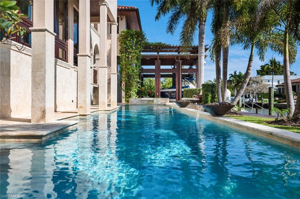 AQUALANE SHORES - Residential