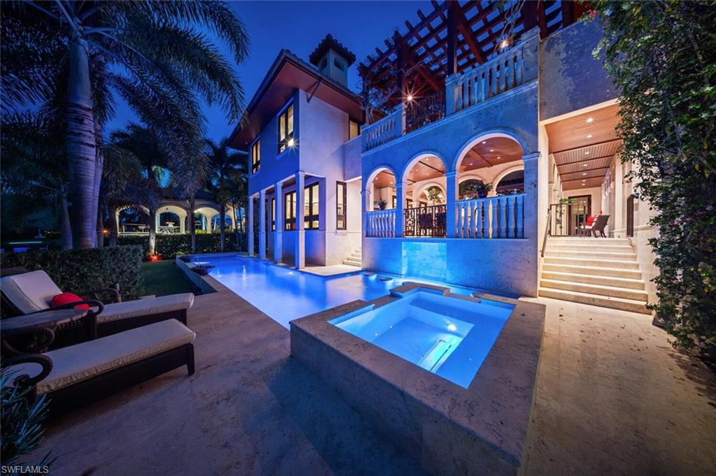 AQUALANE SHORES - Residential