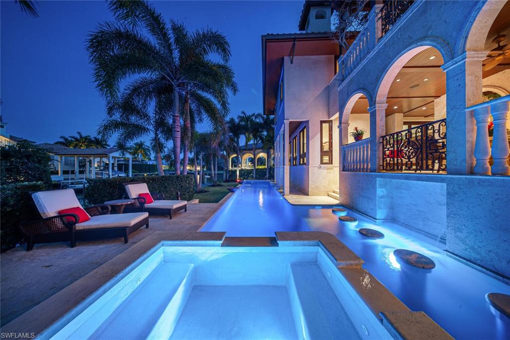 AQUALANE SHORES - Residential