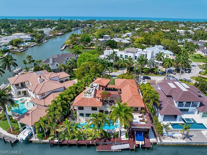 AQUALANE SHORES - Residential