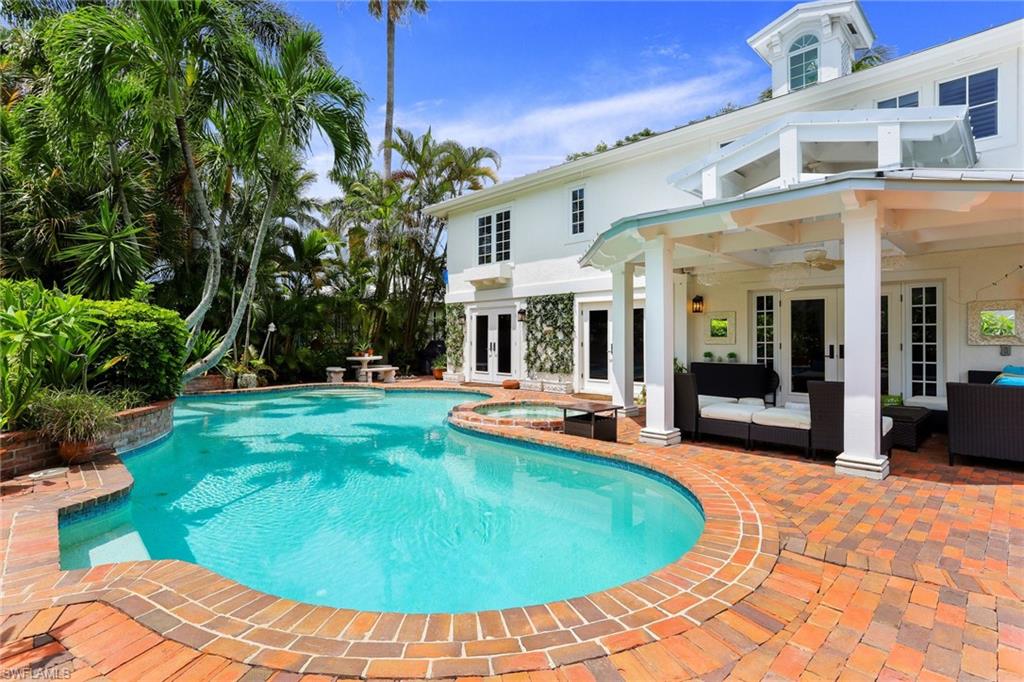 OLDE NAPLES - Residential